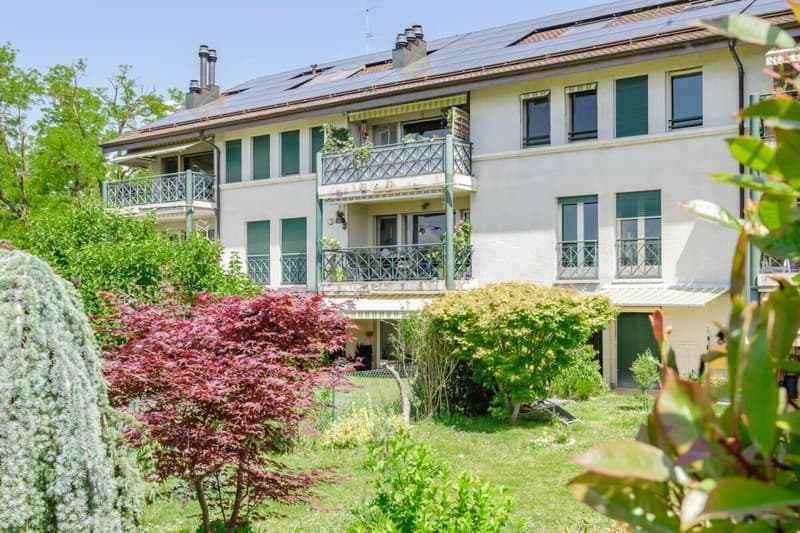Bel attique en duplex avec magnifique vue - au calme (14)