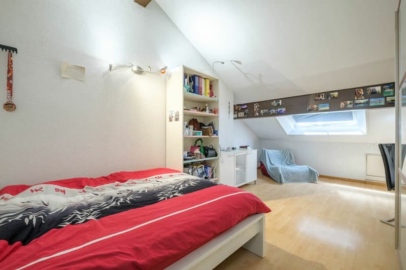 Schönes Dachgeschoß in ruhiger Lage mit Aussicht (5)