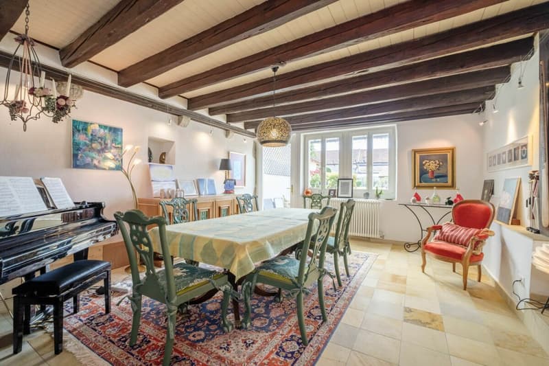 Haus mit viel Charme im Herzen von Laconnex (8)