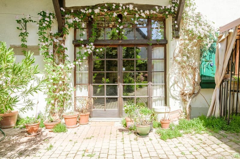 Maison de charme au coeur de Bernex (4)