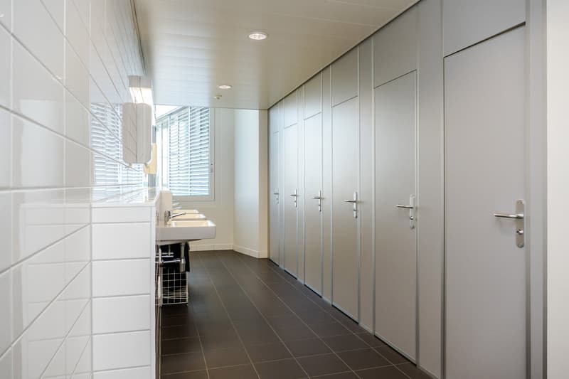 730 m2 - Magnifiques surfaces de bureaux à coté de Biopôle (10)