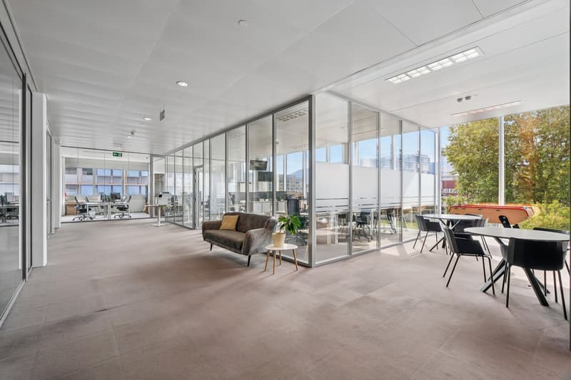 Surface disponible 450 m2- Immeuble Galaise 24 à Plan-Les-Ouates (13)
