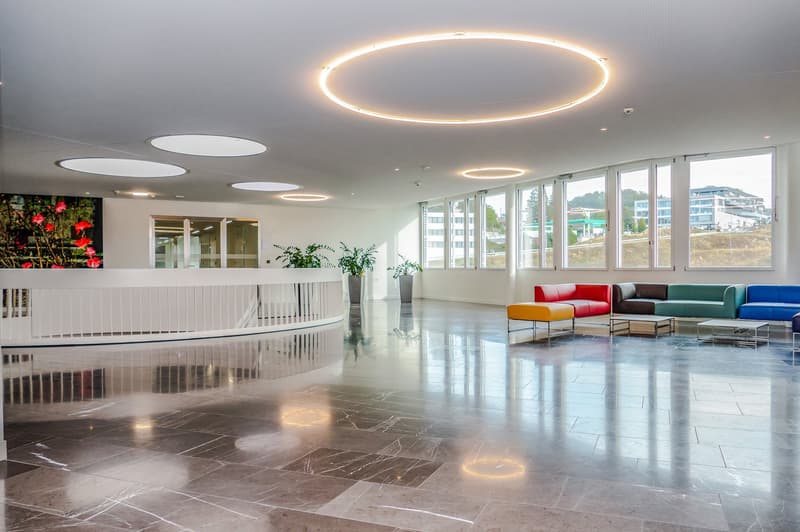427 m2 - Magnifiques surfaces de bureaux à coté de Biopôle (9)