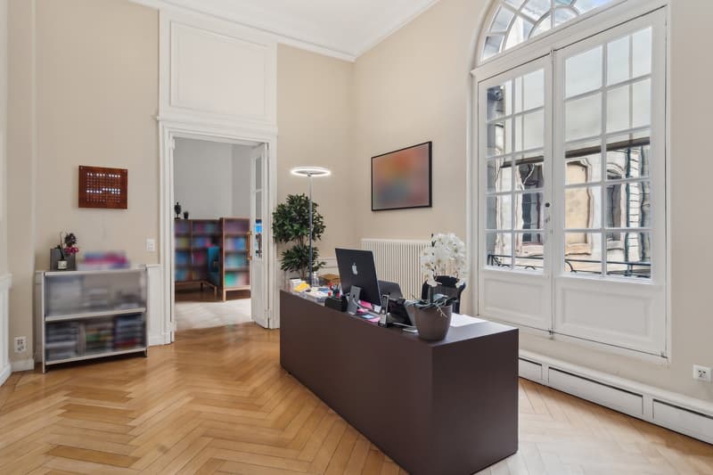Uffici d'Eccellenza – 370 m² di Charme nel Centro Storico (3)