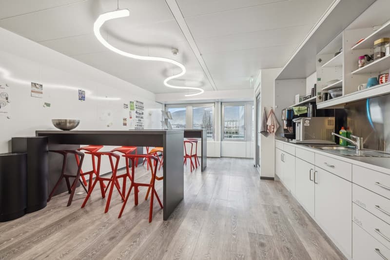 UFFICI PLUG & WORK 757 m² | Quartiere Pont Rouge (13)
