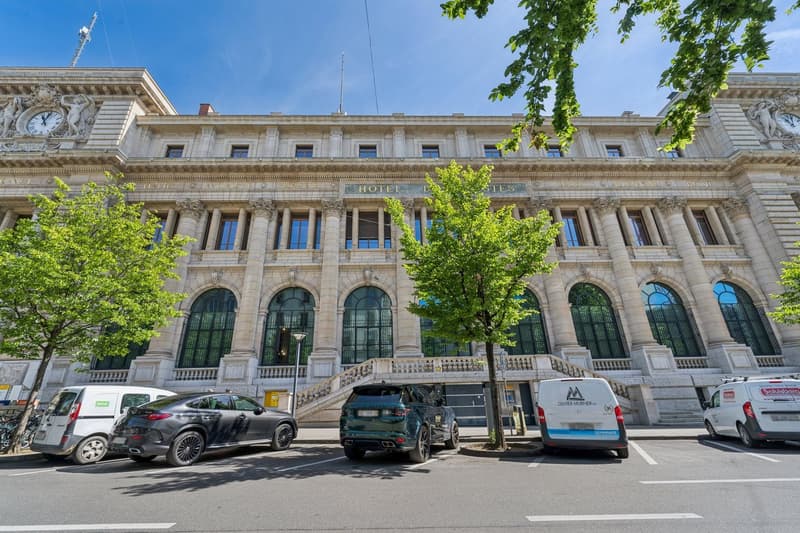 Exceptional offices of around 600 m² in the heart of Geneva (2)