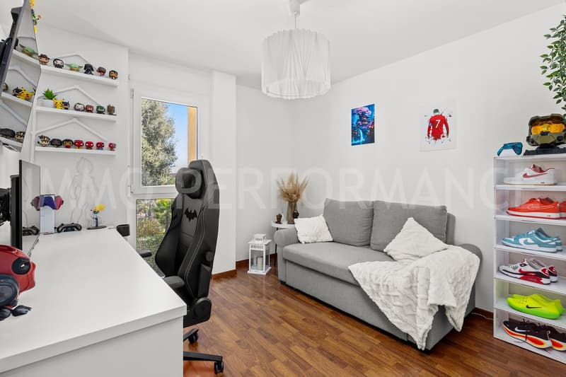 Exclusivité : Lumineux 5.5 pièces d'angle au calme (12)