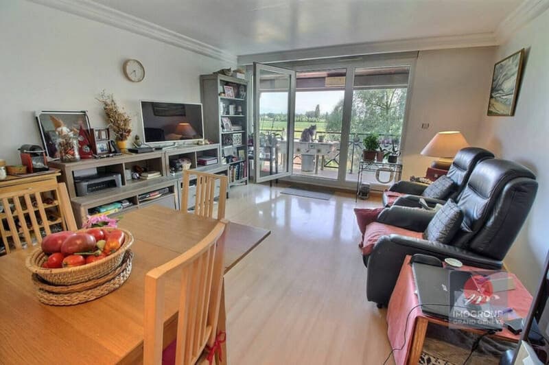 Bright 3-room apartment with south-facing balcony in Veigy-Foncenex (2)