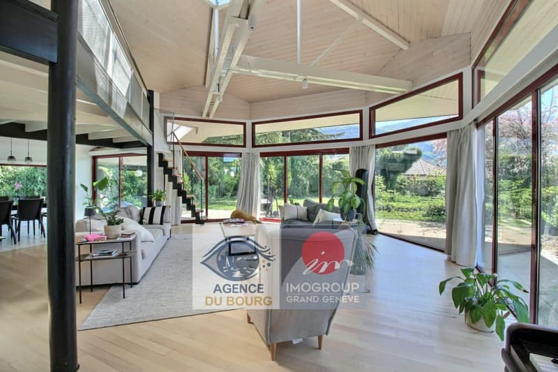 Villa d'architecte avec vue sur le Salève à 10 min de Genève (2)