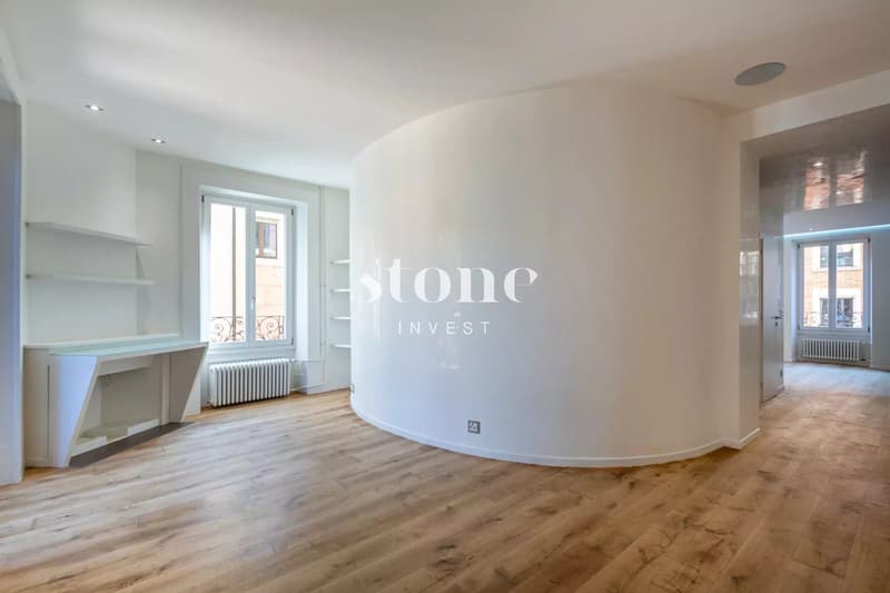 In the heart of Eaux-Vives! Superb duplex with terrace (8)