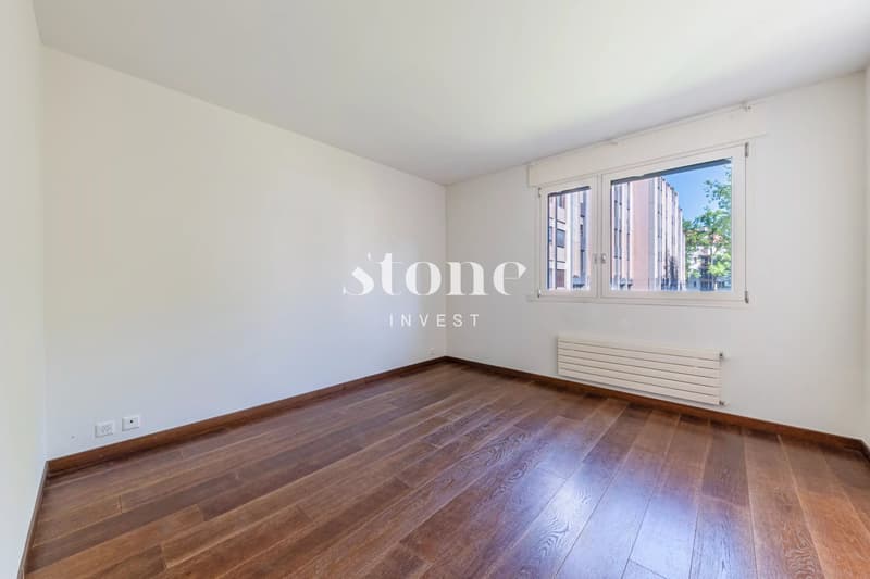 Magnificent 5-room apartment of 140m2 in Carouge (12)