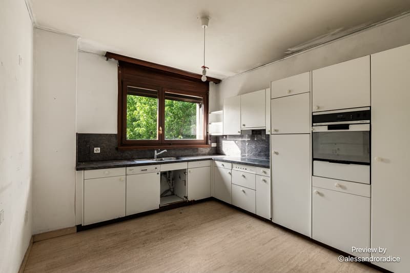 VIGANELLO, WHG. 4.5 im 5. Stock (vorletztes Geschoss) zur Renovierung mit großem Potenzial (7)