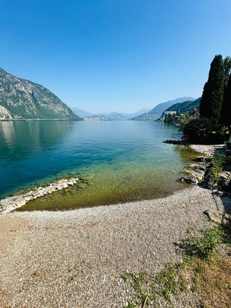 Magnificent apartment directly on Lake Lugano (2)