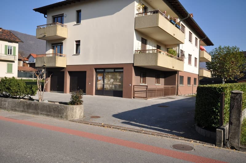 COLDRERIO CENTRO, UFFICIO/ATELIER/SHOWROOM AL PT DI 55 MQ (1)