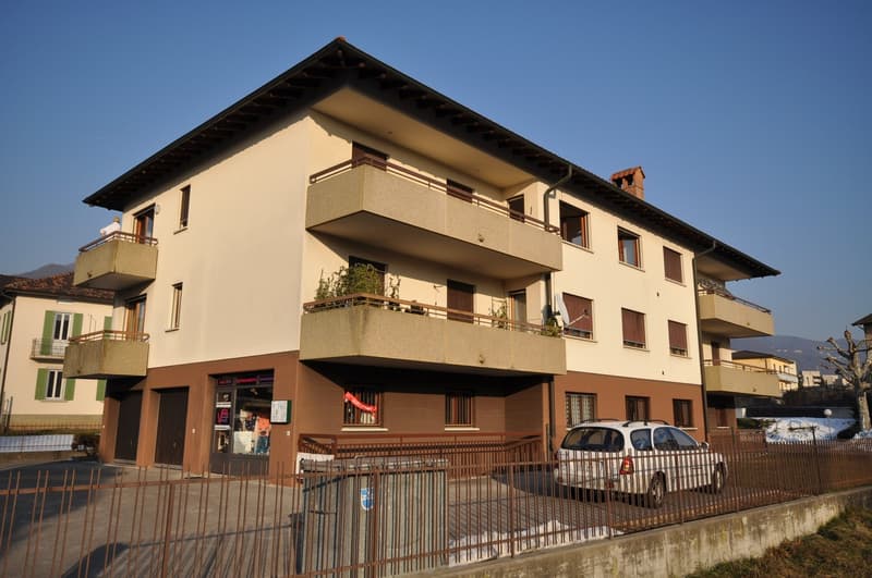 COLDRERIO CENTRO, UFFICIO/ATELIER/SHOWROOM AL PT DI 55 MQ (3)