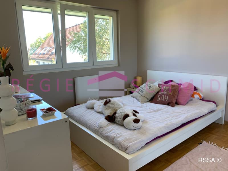 Individual Villa in a quiet location with an open view (7)