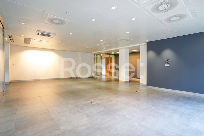 Arcade d'env. 153m² au rez-de-chaussée avec accès au sous-sol (5)