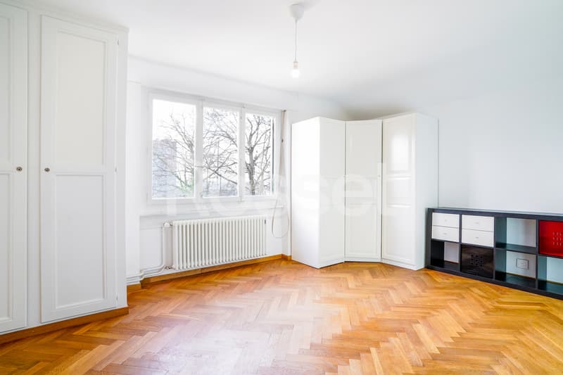 Exclusive: Individual villa with independent apartment (4)
