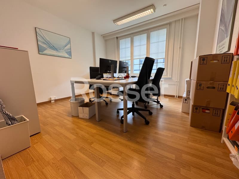 Administrative surface or 122m2 accommodation (3)