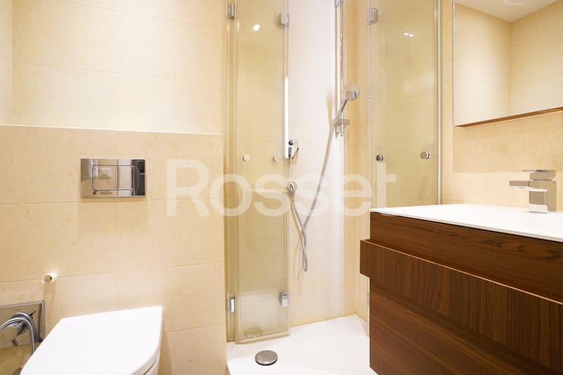 Exclusive: Beautiful 5-room apartment on a high floor (7)
