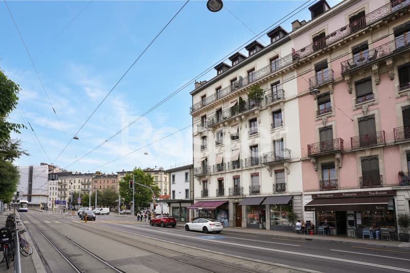 Arcade d'env. 80m² avec dépôt d'env. 30m² au sous-sol (1)