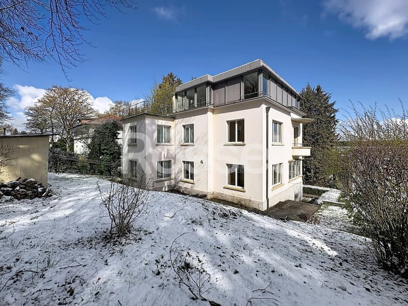 10-room house to renovate (7)