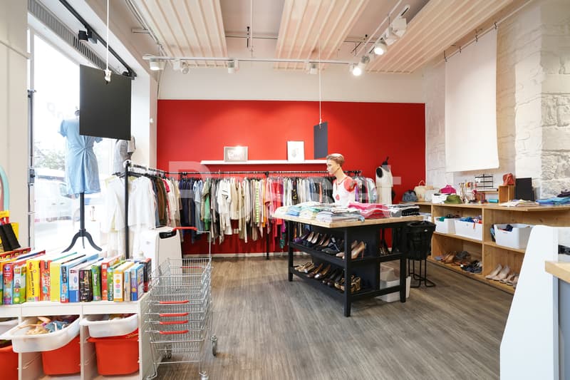 Arcade d'env. 80m² avec dépôt d'env. 30m² au sous-sol (4)