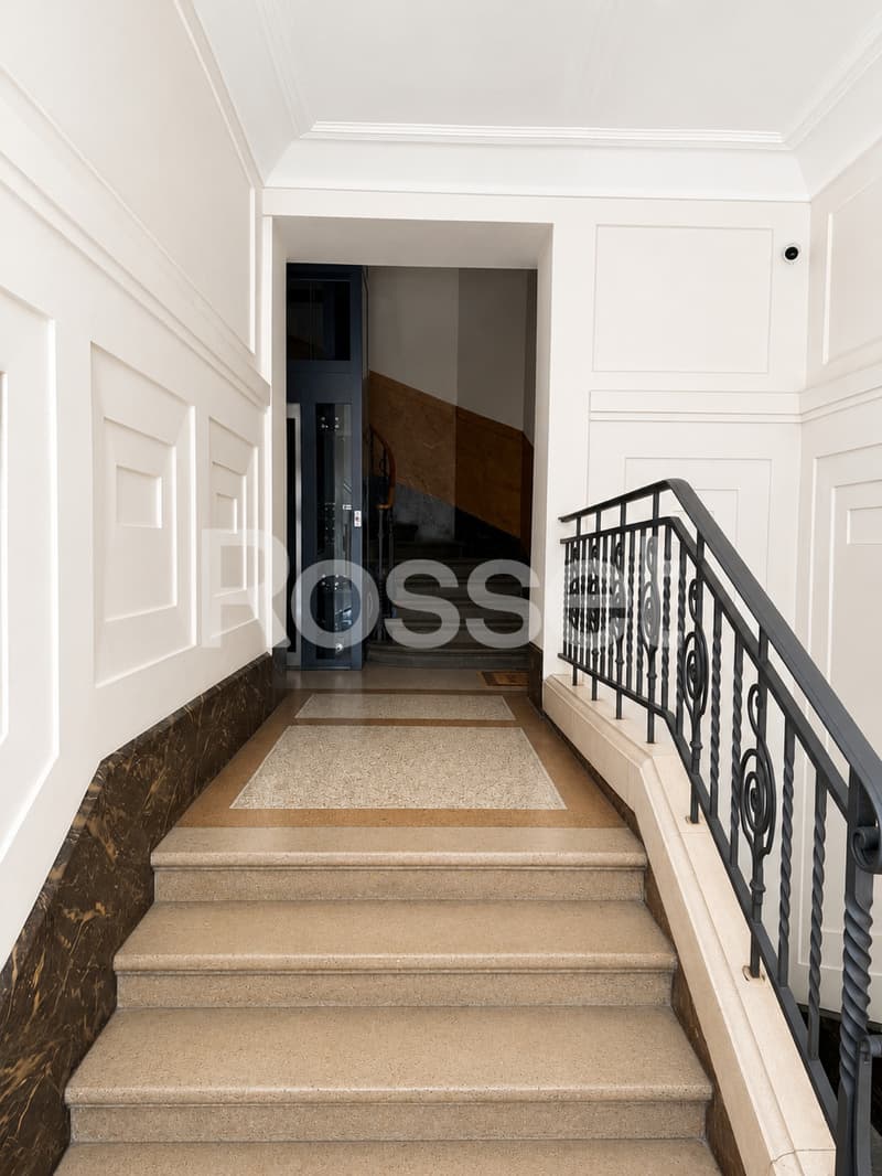 Bureaux d'env. 70m² au rez-de-chaussée (9)