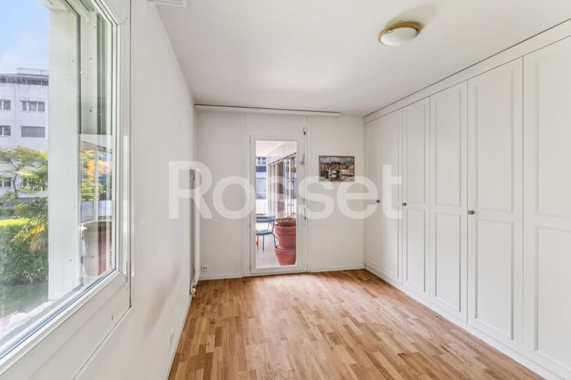 In Esclusiva: Elegante appartamento di 6 locali con grande terrazza (2)
