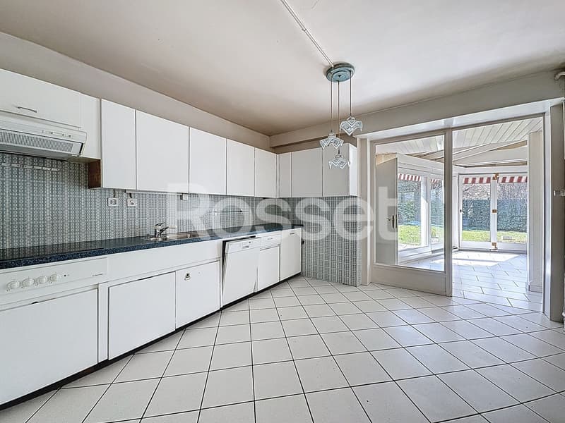 Maison de 9 pièces à vendre (12)