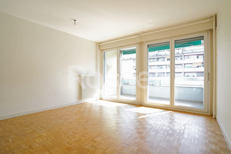Bel appartement traversant et entièrement rénové de 4,5 pièces (9)