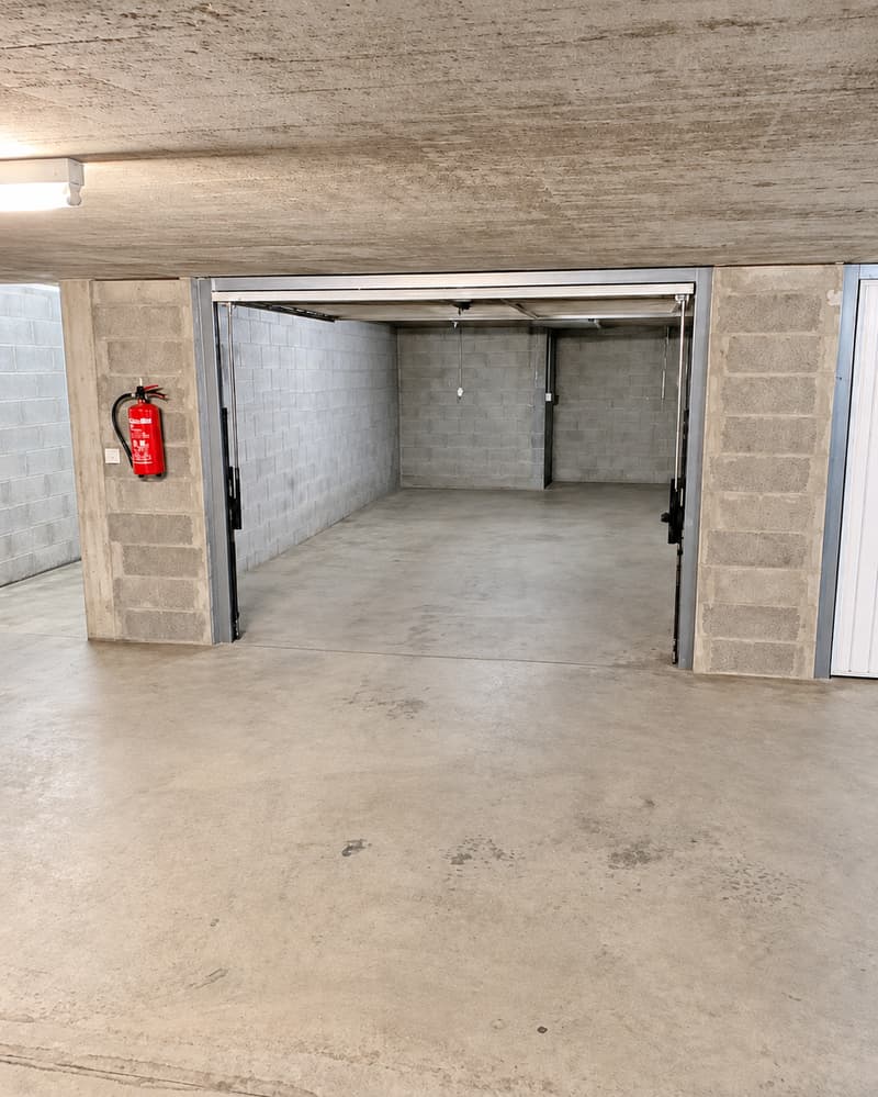 BEL ET GRAND APPARTEMENT EN ATTIQUE (11)