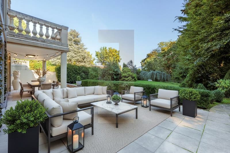 Beautiful Townhouse with garden (13)