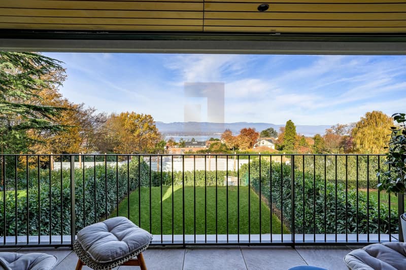 Exclusivity: Contemporary house with lake view, turnkey (13)