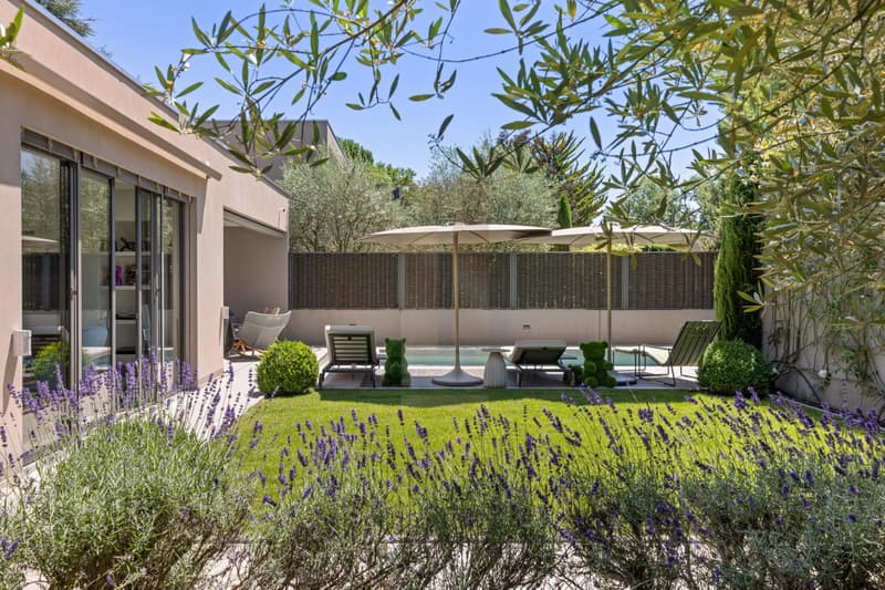 Exclusivité: Magnifique villa contemporaine, clé en mains (6)