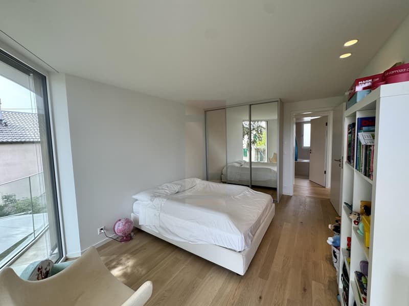 Belle villa contemporaine avec jardin (8)