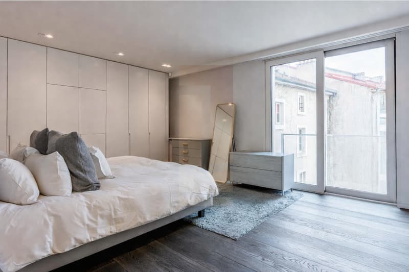 Élégant duplex contemporain avec double hauteur et services hôteliers (6)