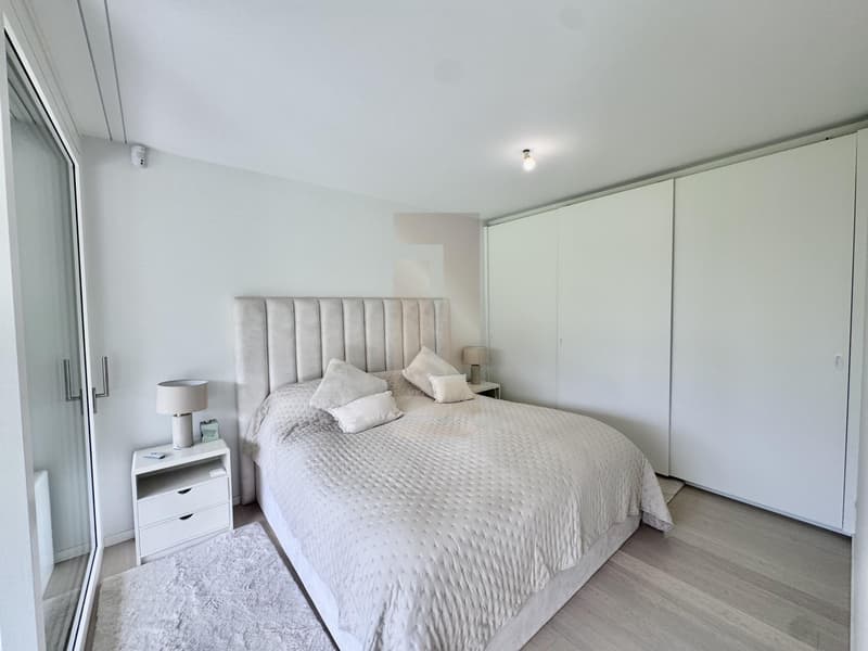 Superbe appartement meublé en rez de jardin (6)