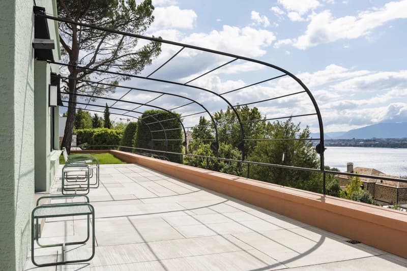 Villa atipica superba con vista sul lago (6)