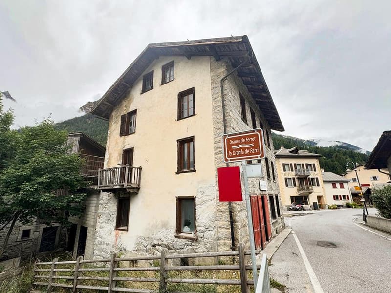PRAZ-DE-FORT - IMMEUBLE A FORT POTENTIEL (1)