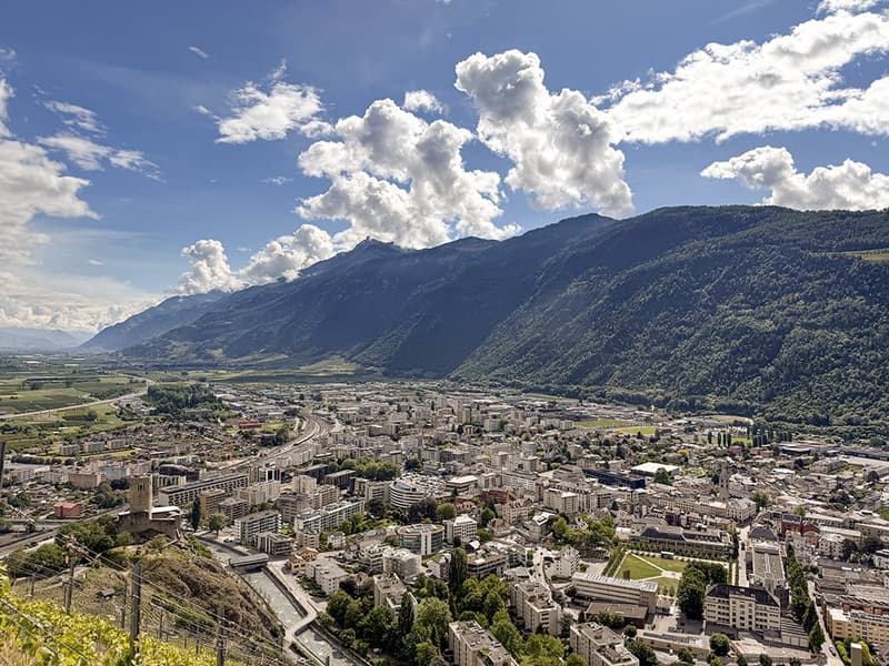 Spacieux appartement de 4.5 pièces neuf avec vue à Martigny (2)
