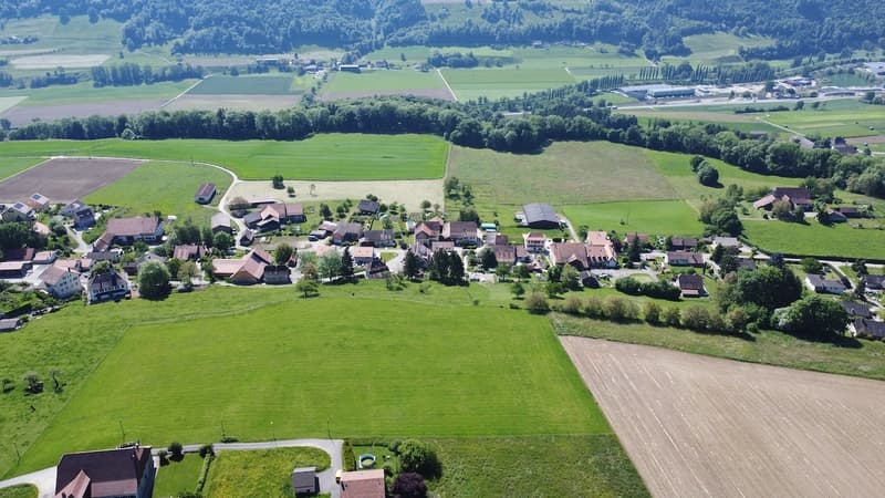 Casa di villaggio di 140 m2 con un grande giardino (13)