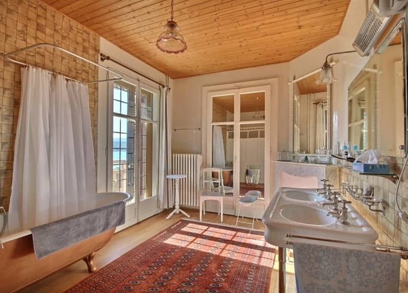 Prächtiges Herrenhaus mit Blick auf den Joux-See (10)
