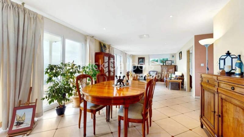 Villa indipendente di 5,5 locali a Chernex (24)