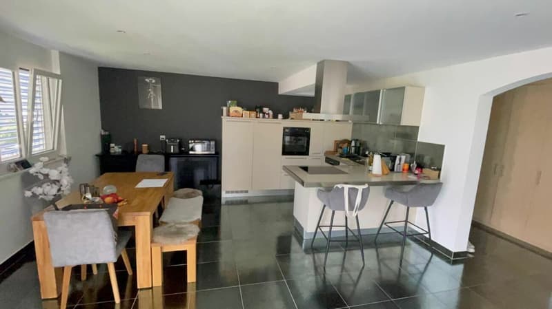 Appartamento 5.5 locali nel centro di Monthey (3)