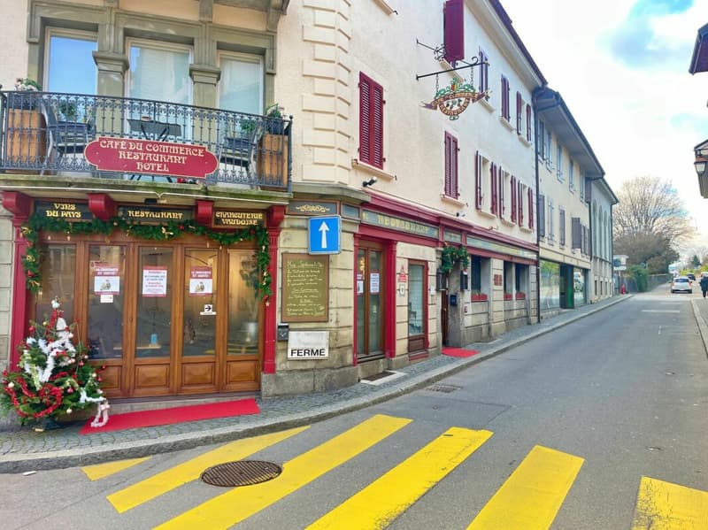 Commercial premises + business (5)