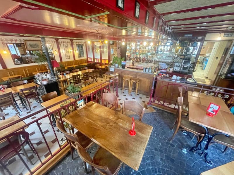 Commercial premises + business (24)