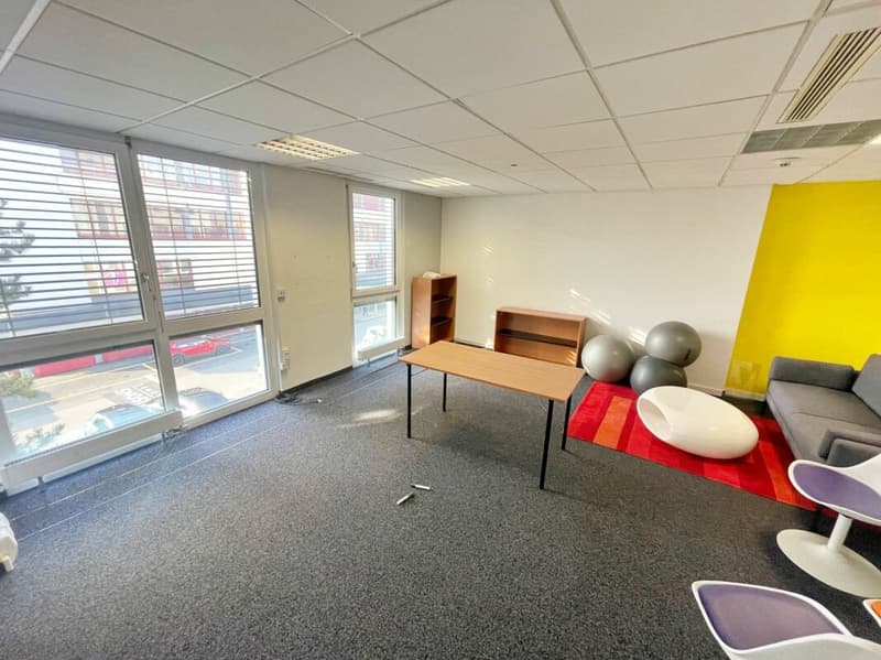 Office_ Warehouse_DDP_Crisser (21)