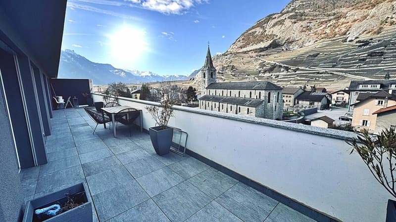 Opportunità di investimento eccezionale; attico di 4,5 locali con terrazza panoramica nel centro del villaggio (5)