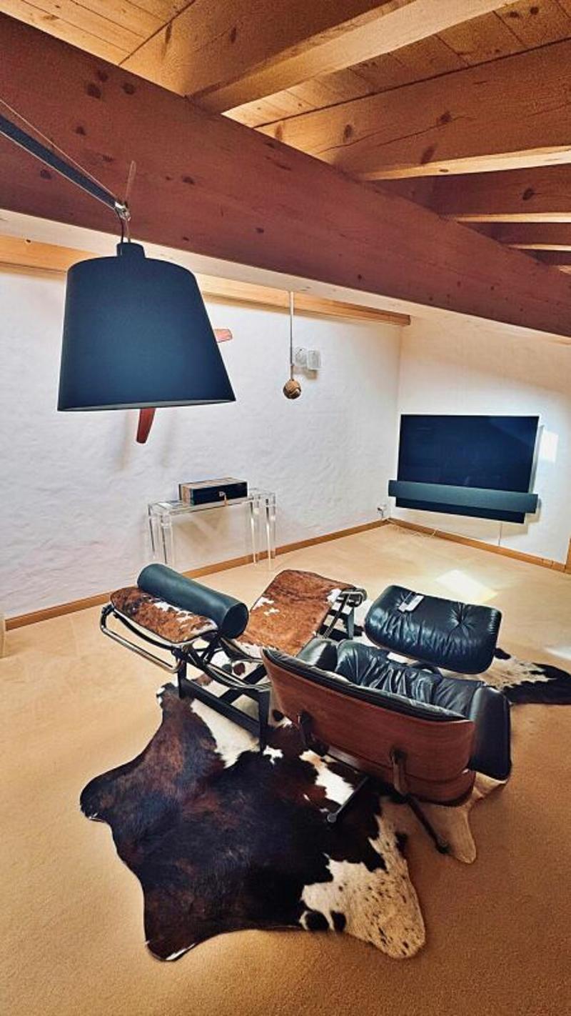 Beautiful 5.5-room attic apartment completely renovated (16)